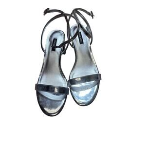 Nine West Silver Strappy Heels Sz 9